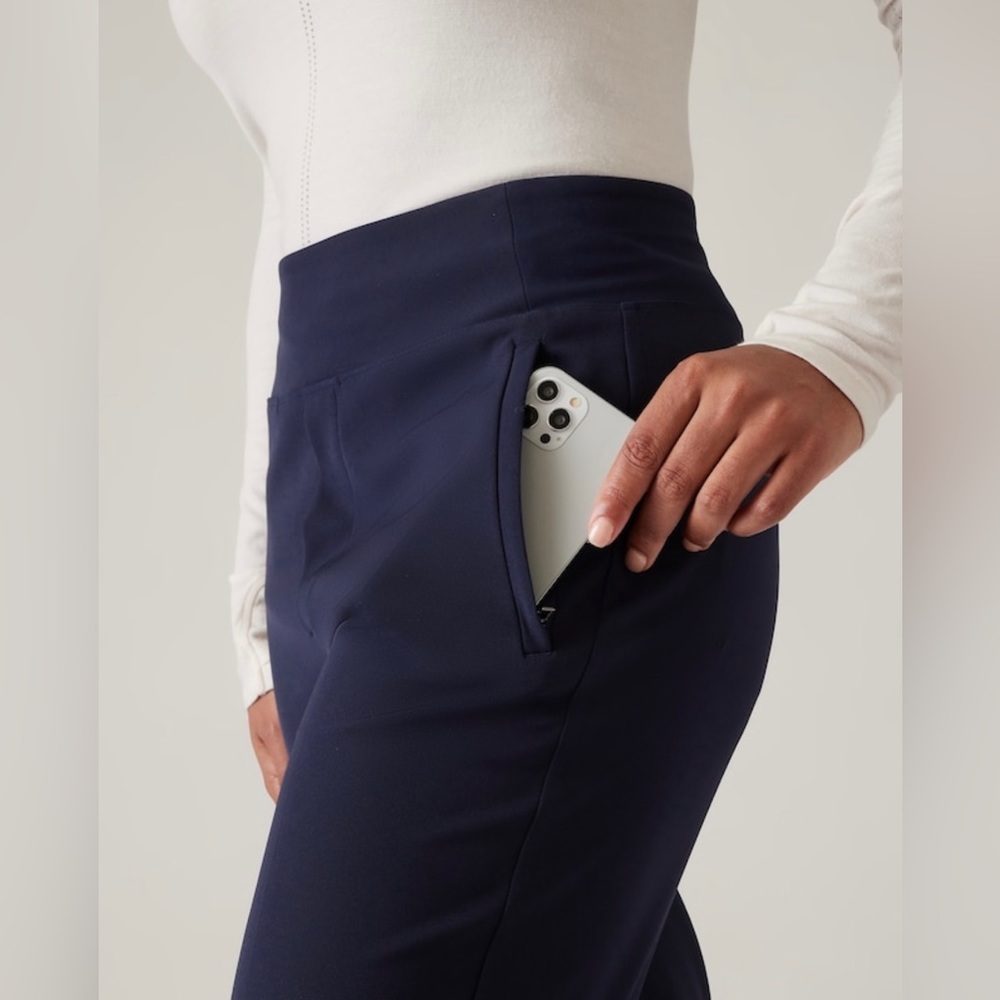 Athleta Navy Blue Endless Women's Pants - Picture 2 of 7